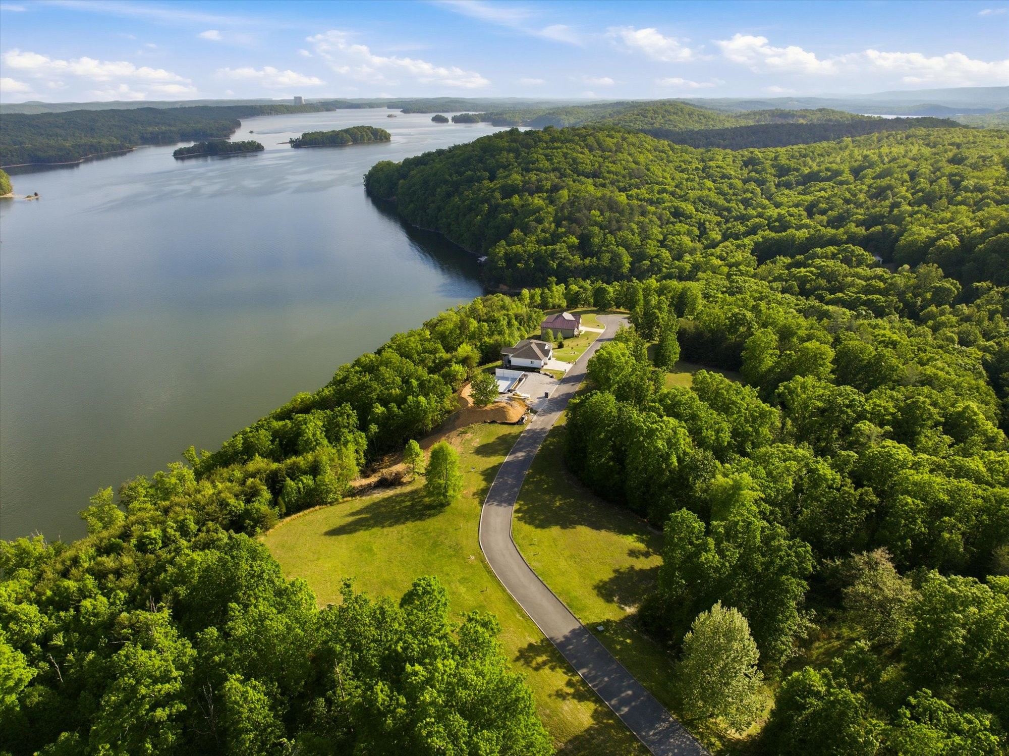 240 River Run Trail Spring City TN 37381