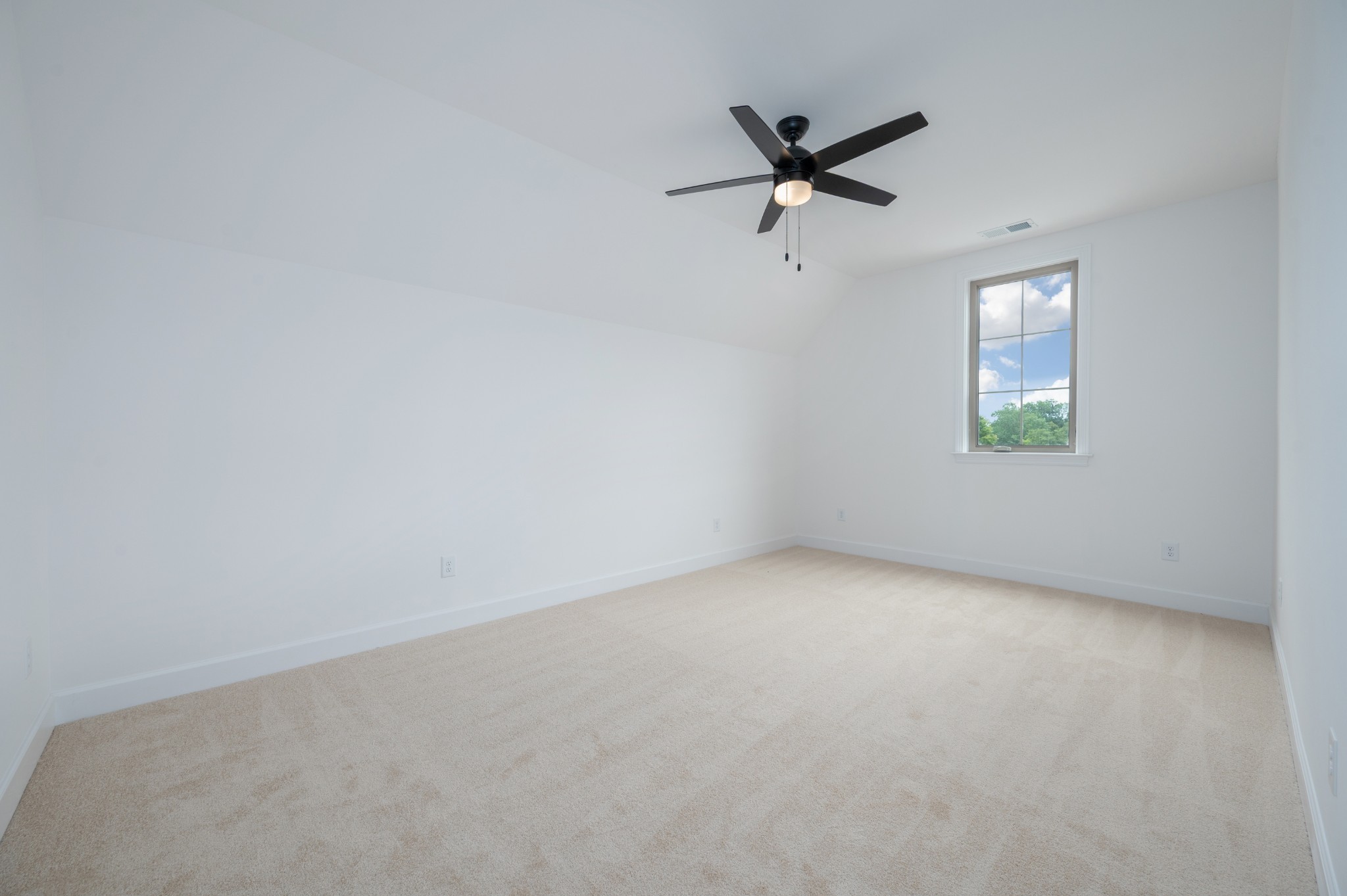 120 Nickolas Circle Lebanon TN 37087