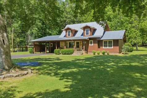 8932 Mount Carmel Road Decaturville TN 38329