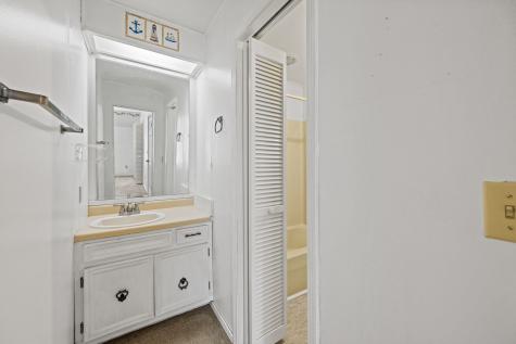8932 Mount Carmel Road Decaturville TN 38329