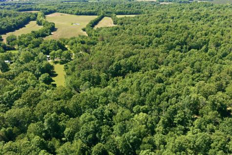 8932 Mount Carmel Road Decaturville TN 38329