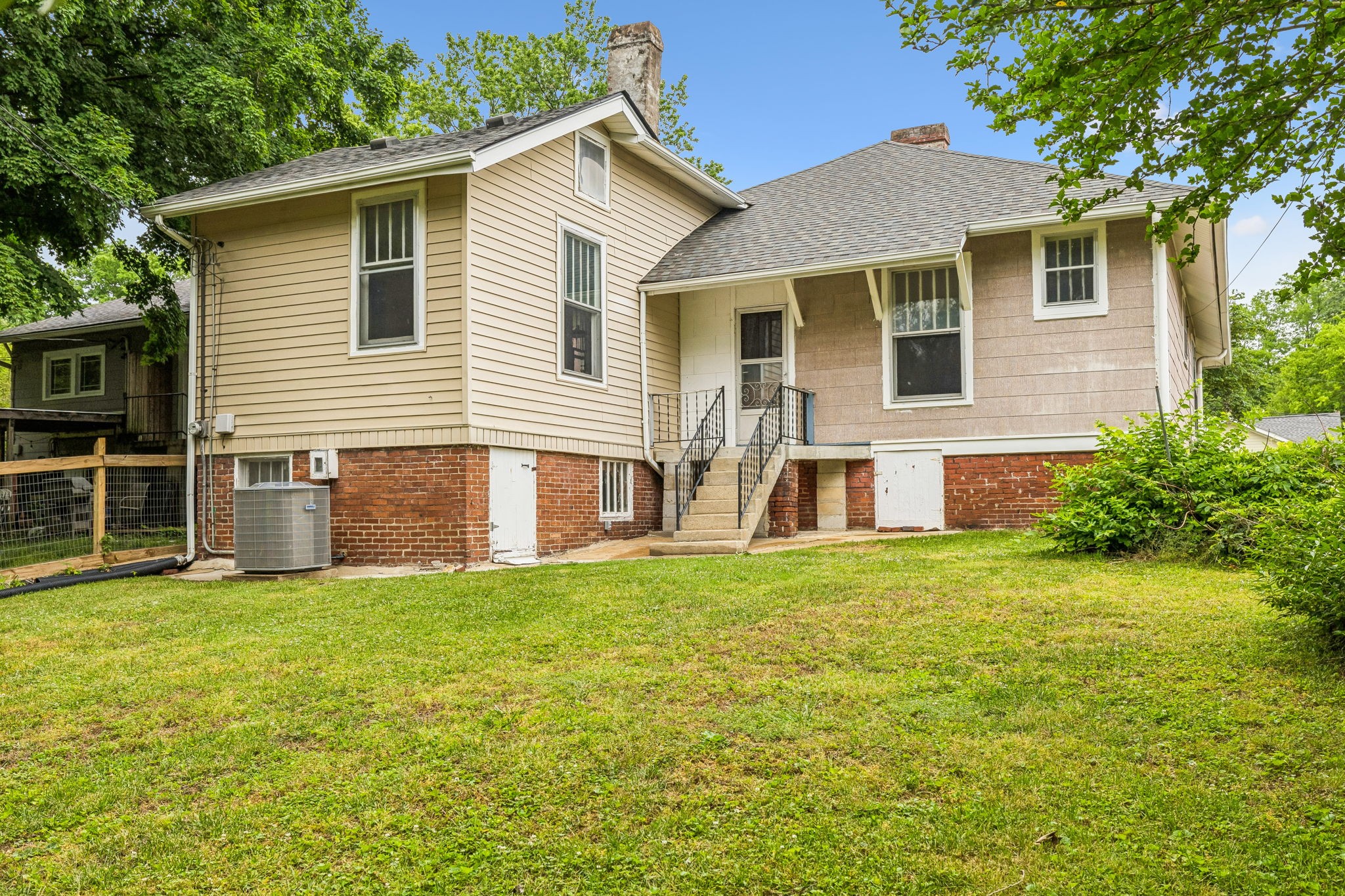235 Georgia Avenue Clarksville TN 37040