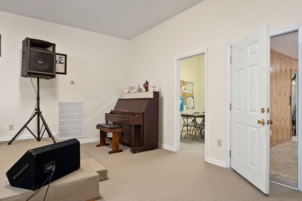 150 Tabernacle Road Smithville TN 37166
