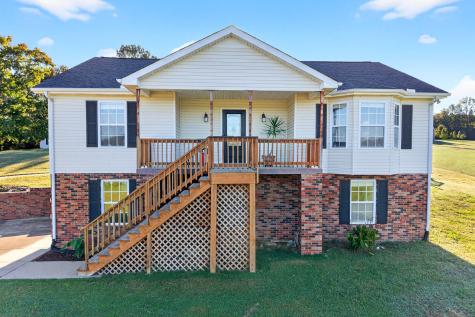 195 Long Road Charlotte TN 37036