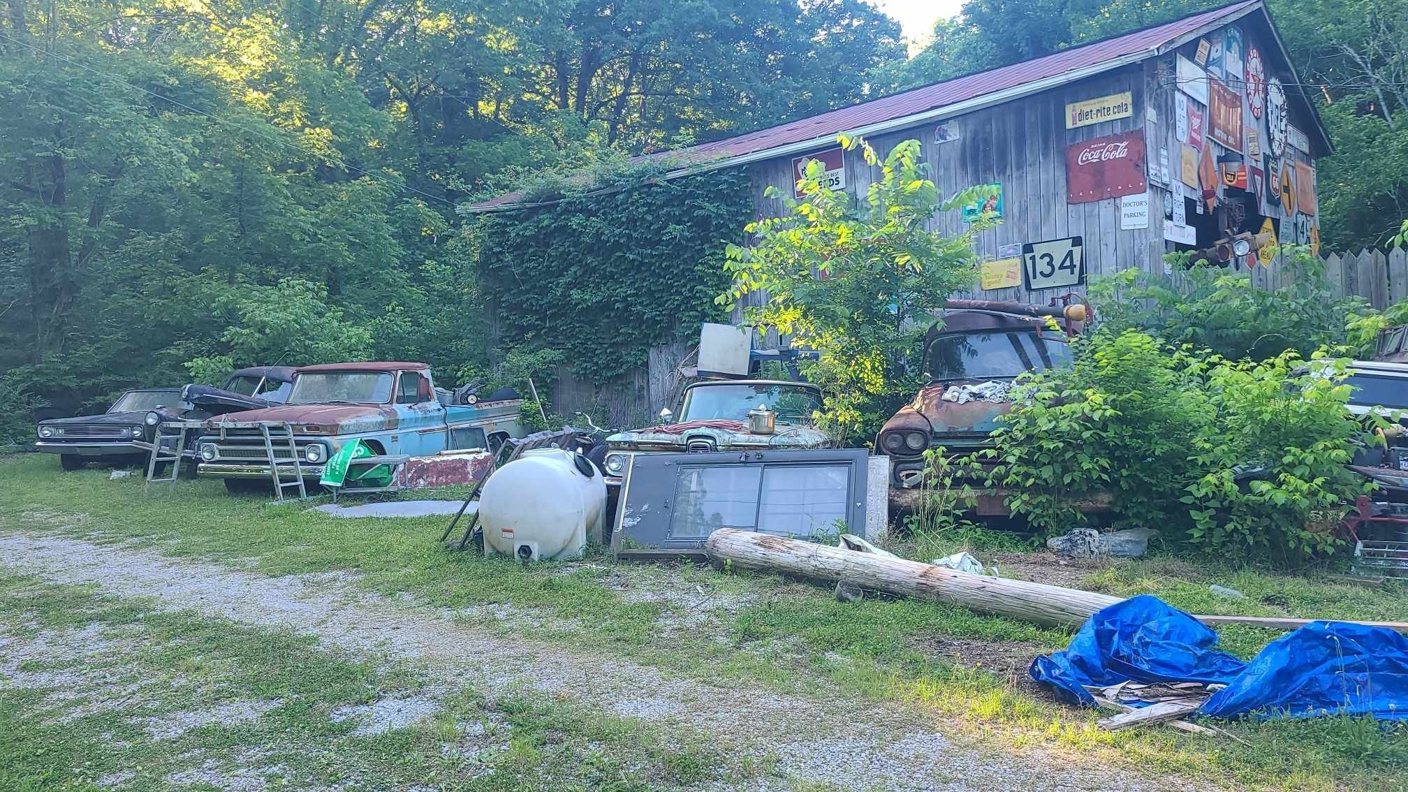 2024 Powdermill Hill Road Lawrenceburg TN 38464
