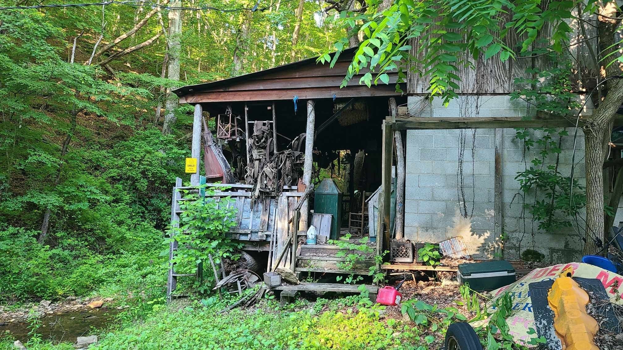 2024 Powdermill Hill Road Lawrenceburg TN 38464