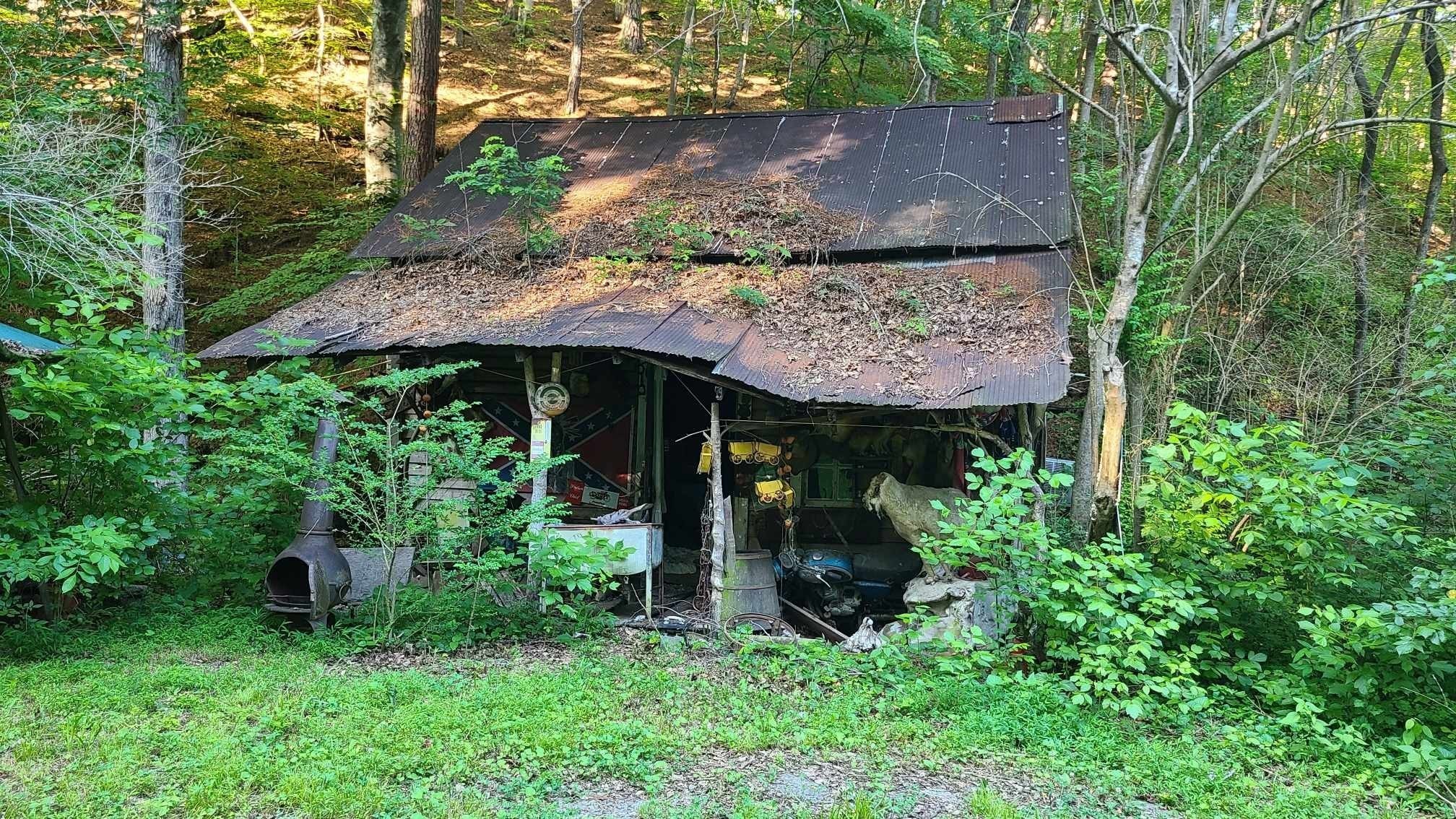 2024 Powdermill Hill Road Lawrenceburg TN 38464