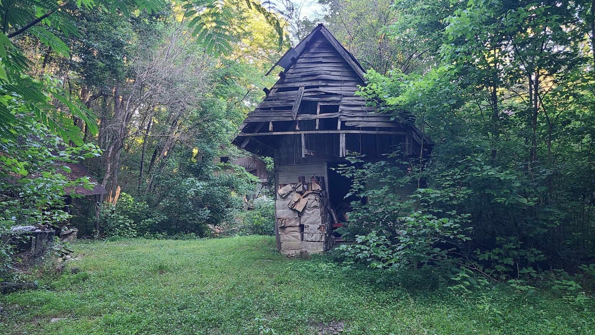 2024 Powdermill Hill Road Lawrenceburg TN 38464