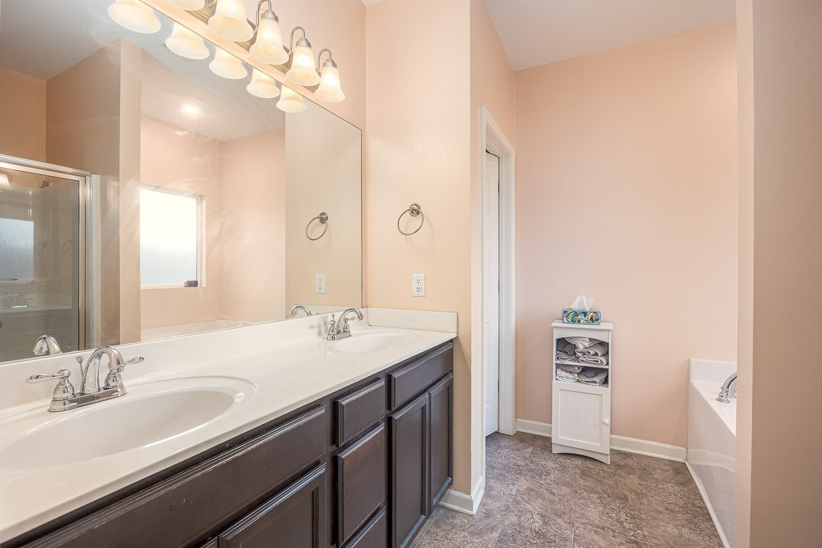 2003 Case Way Fairview TN 37062