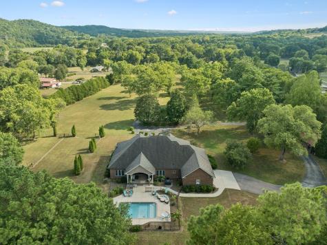 3648 Trousdale Lane Columbia TN 38401