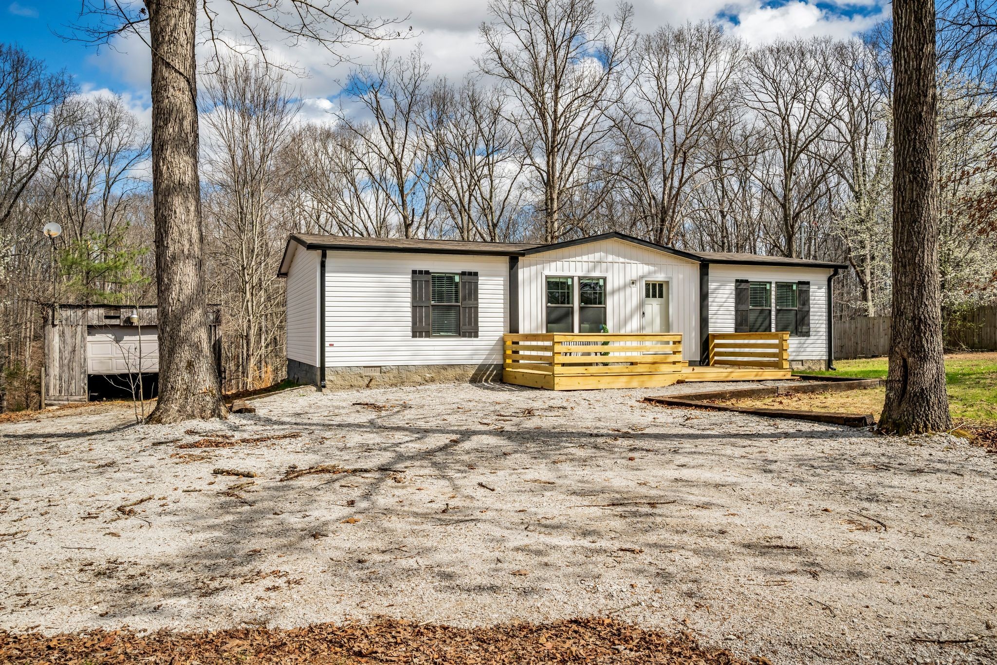 8130 Oak Springs Road Nunnelly TN 37137