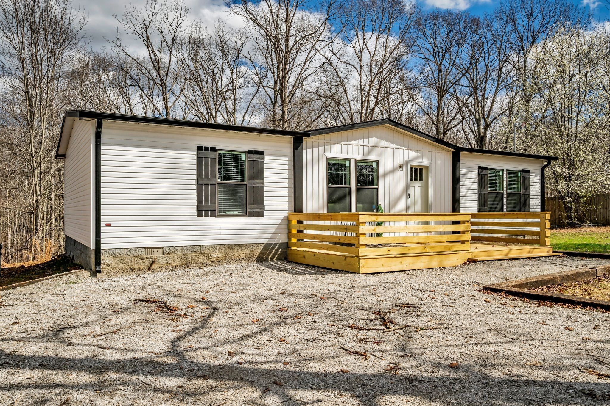 8130 Oak Springs Road Nunnelly TN 37137