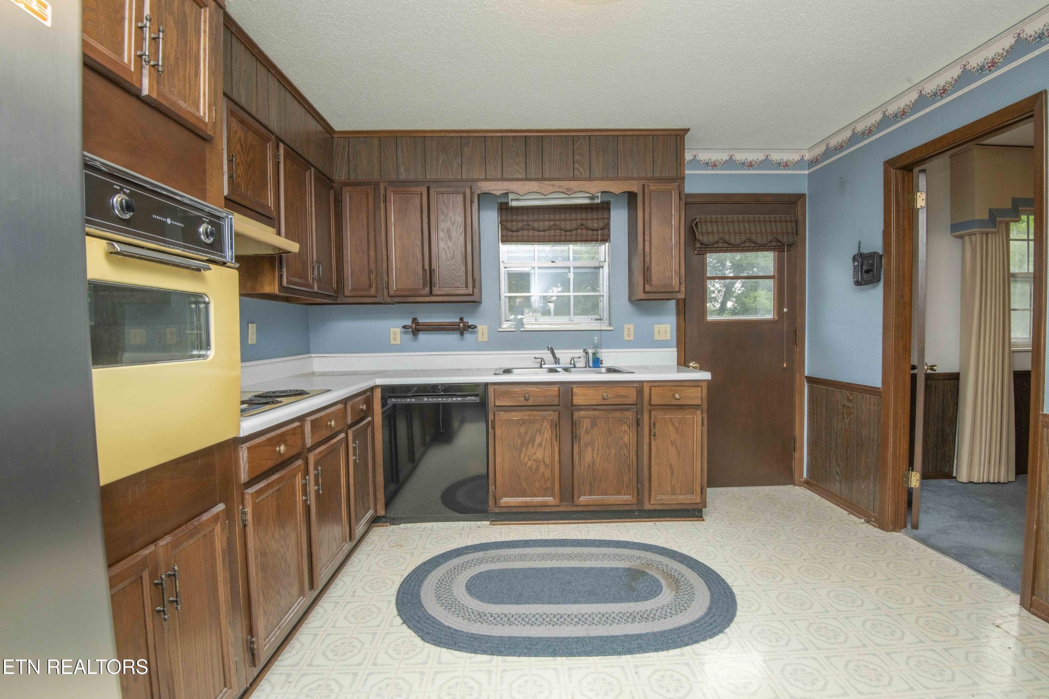 800 Foster Drive Lenoir City TN 37772