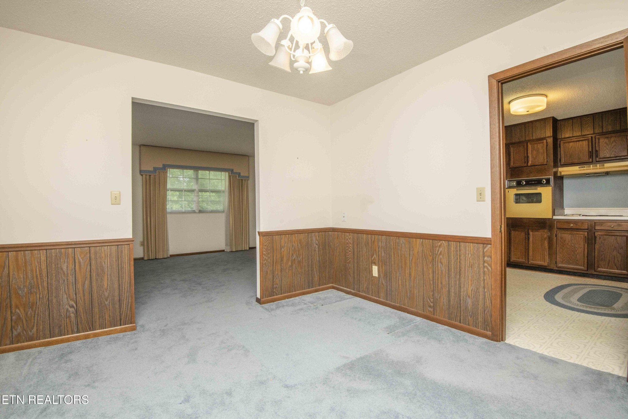 800 Foster Drive Lenoir City TN 37772