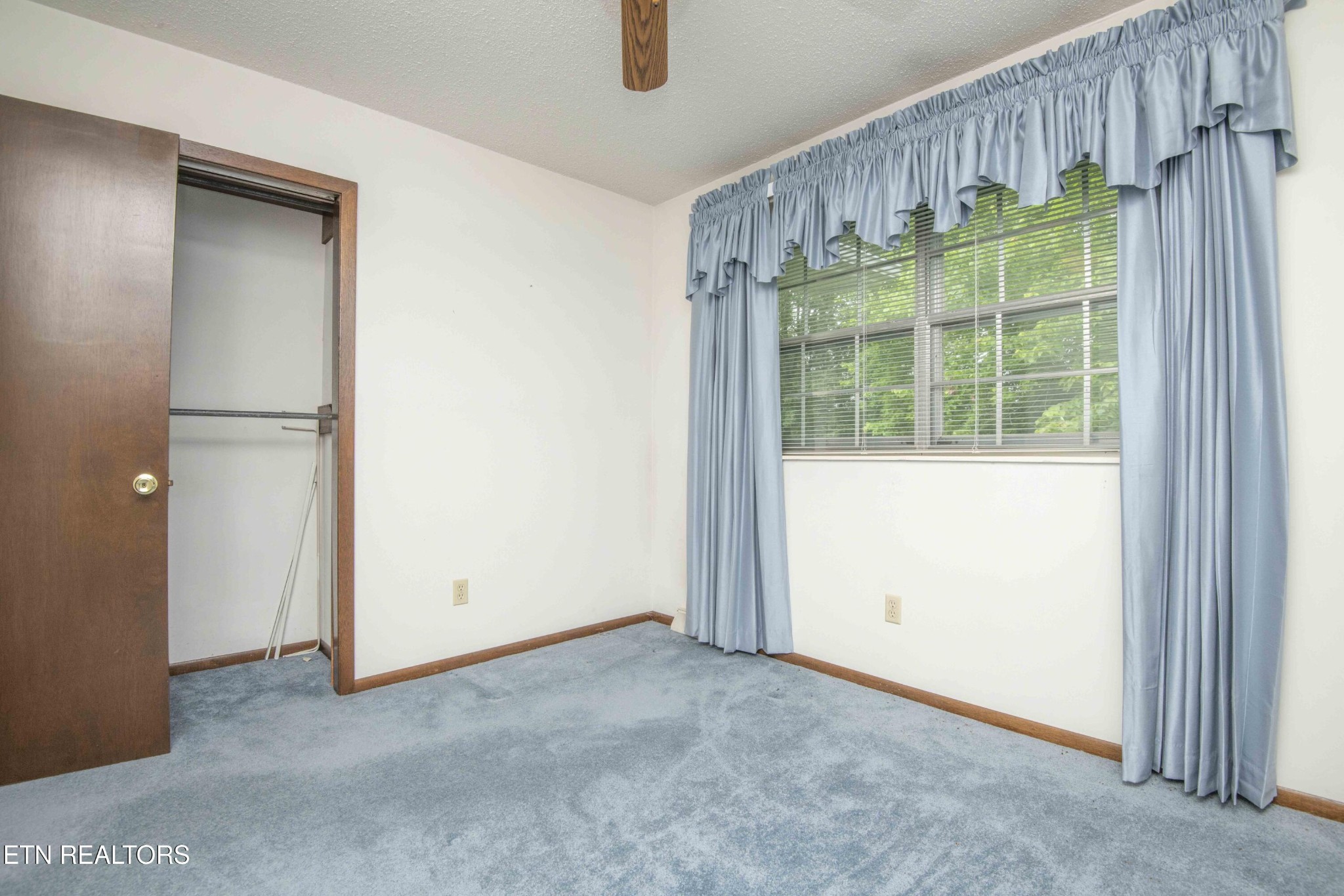 800 Foster Drive Lenoir City TN 37772