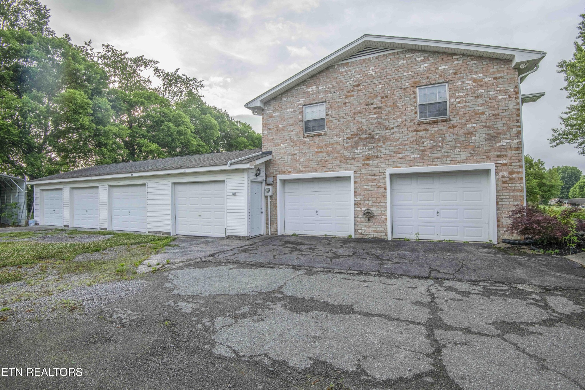 800 Foster Drive Lenoir City TN 37772