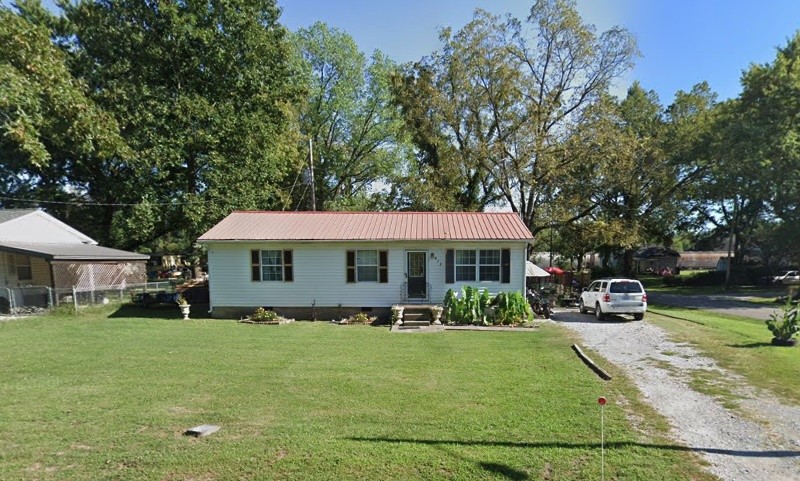 453 Second Street Guthrie KY 42234
