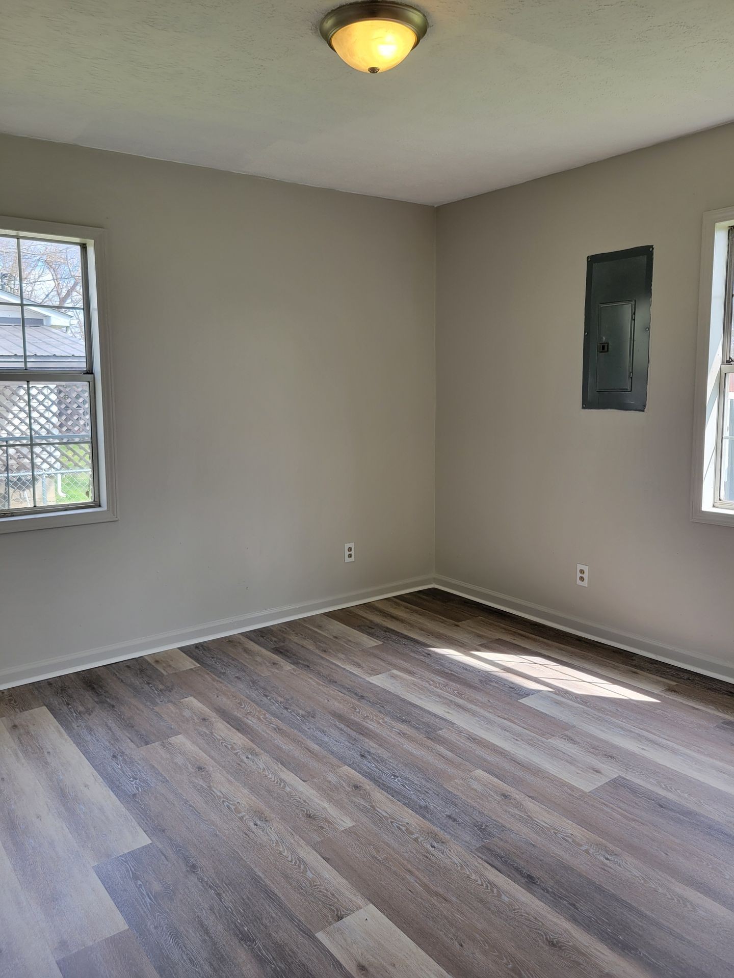 453 Second Street Guthrie KY 42234