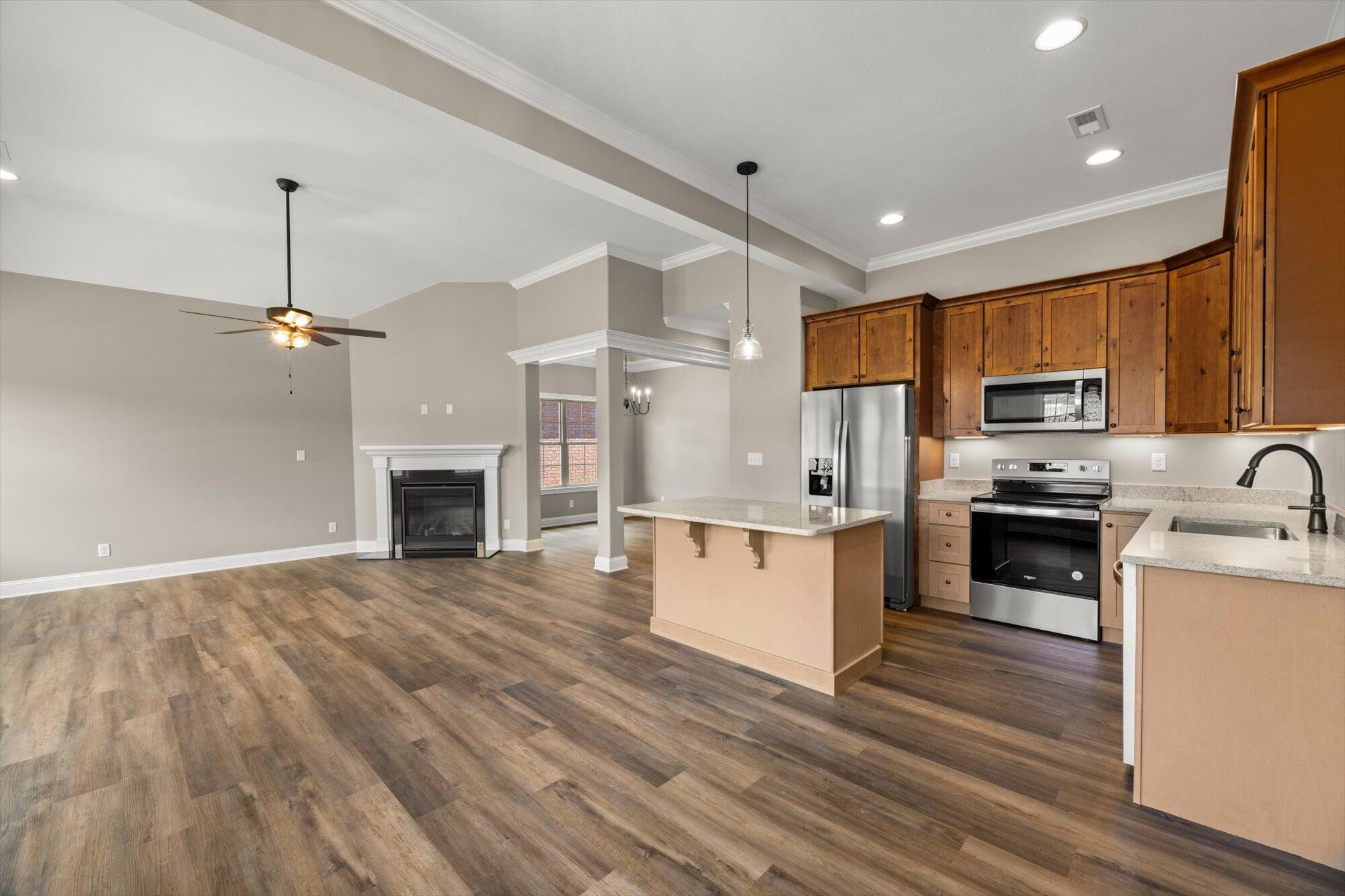 225 Lake View Point Englewood TN 37329
