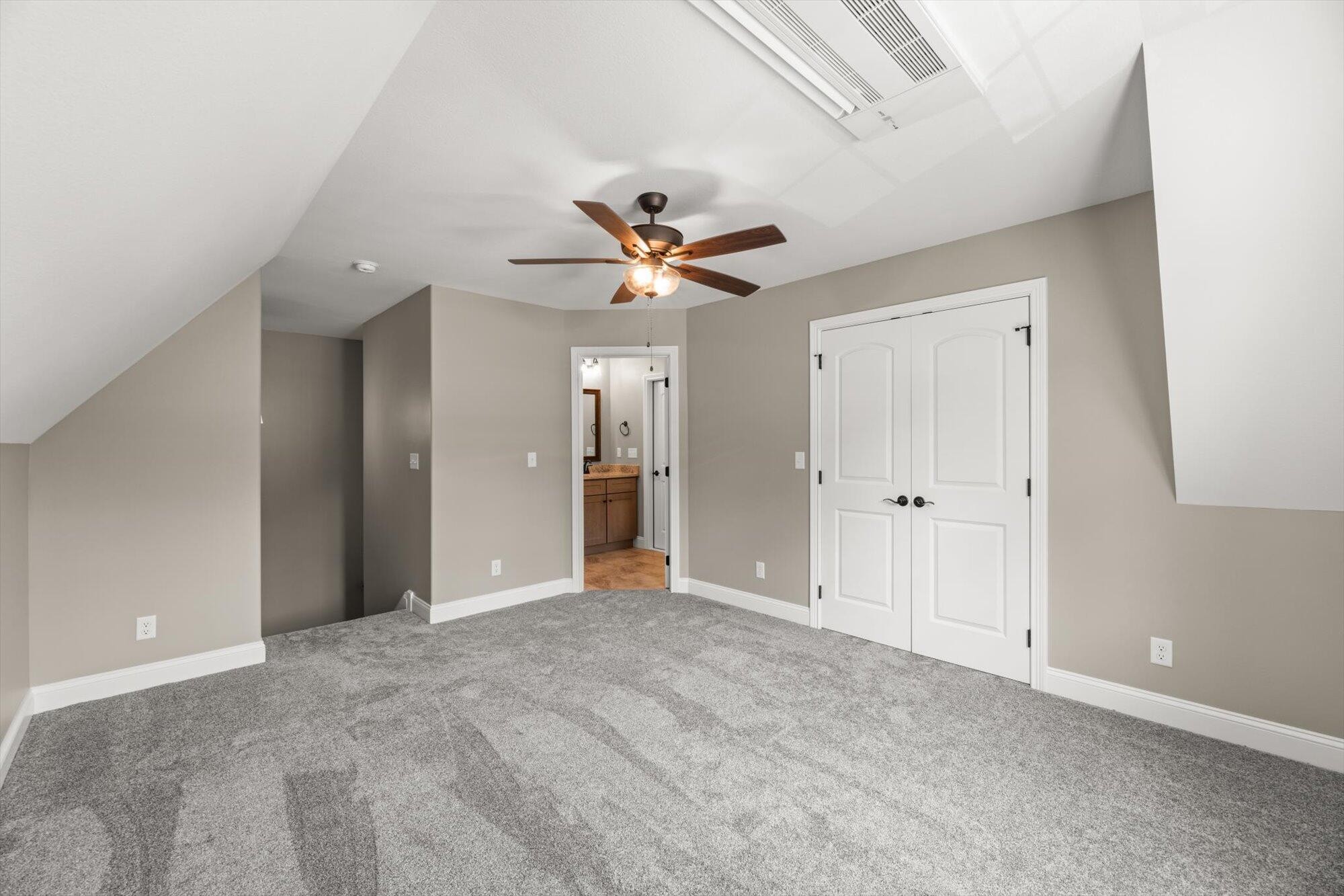 225 Lake View Point Englewood TN 37329