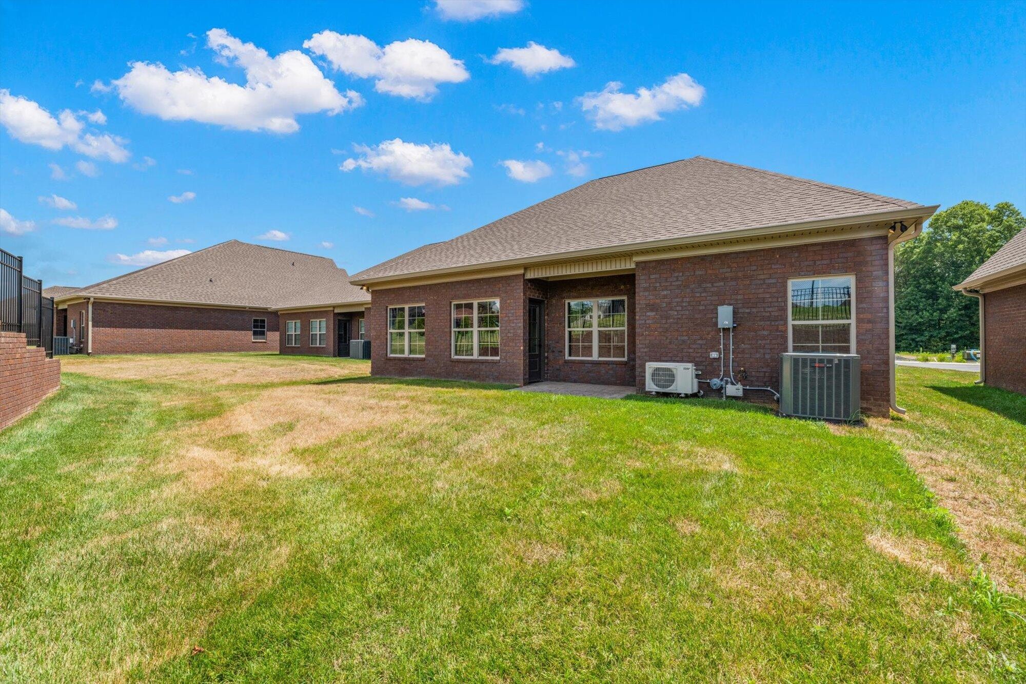 225 Lake View Point Englewood TN 37329
