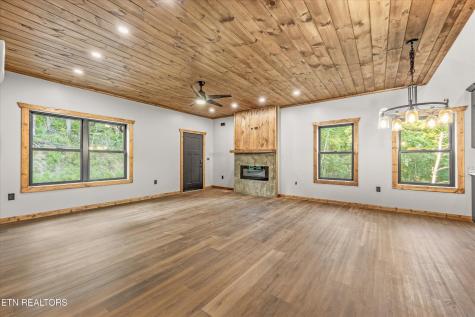 3414 Sugar Maple Loop Road Sevierville TN 37862