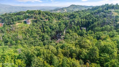 3414 Sugar Maple Loop Road Sevierville TN 37862