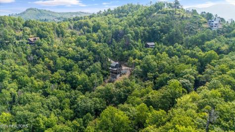 3414 Sugar Maple Loop Road Sevierville TN 37862