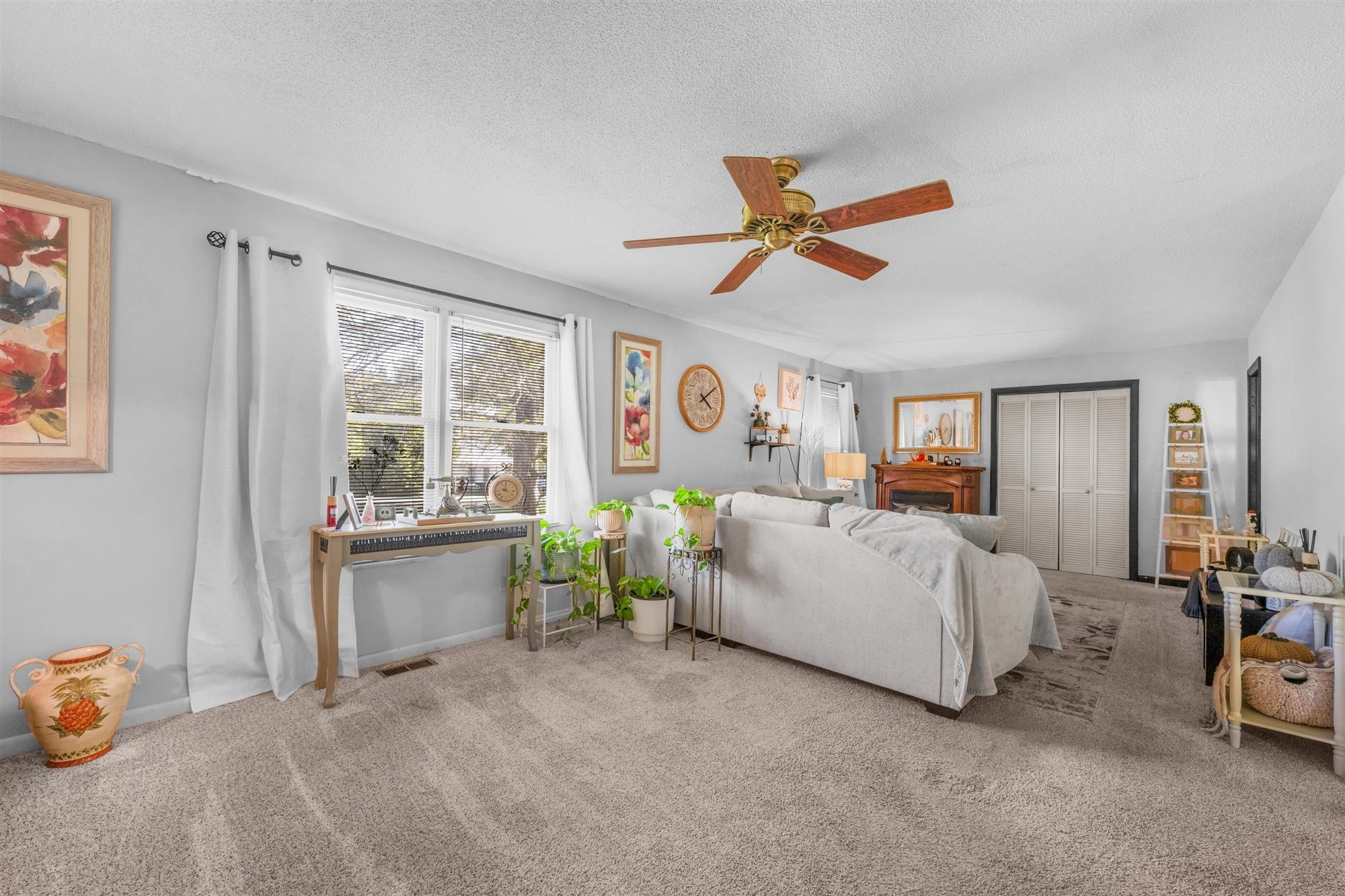 601 Courthouse View Street Lafayette TN 37083