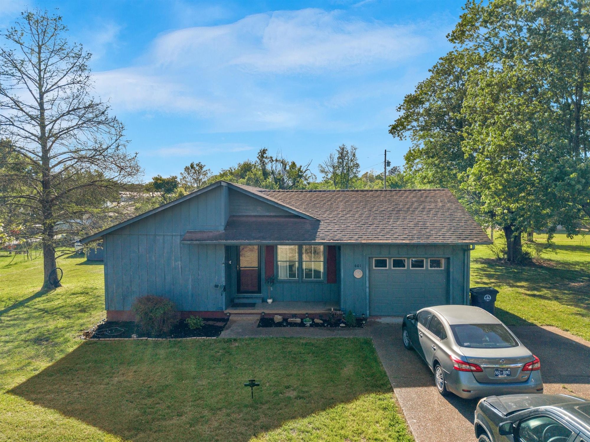 601 Courthouse View Street Lafayette TN 37083