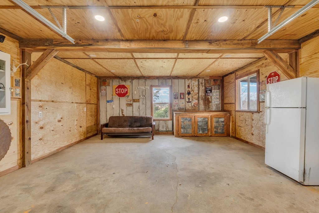 579 Blue Springs Road Sparta TN 38583