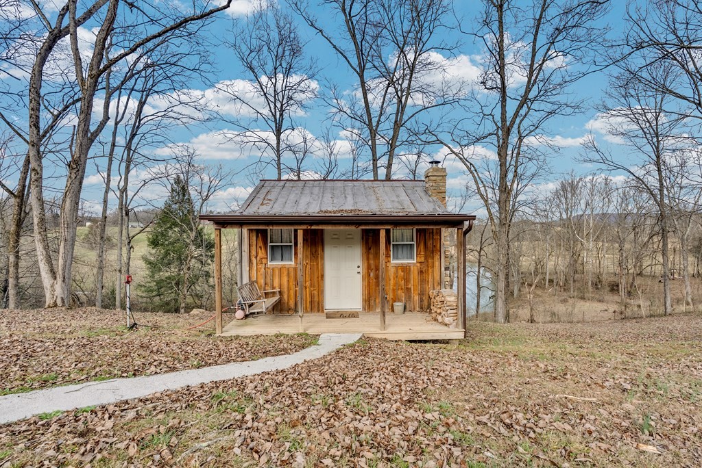 579 Blue Springs Road Sparta TN 38583