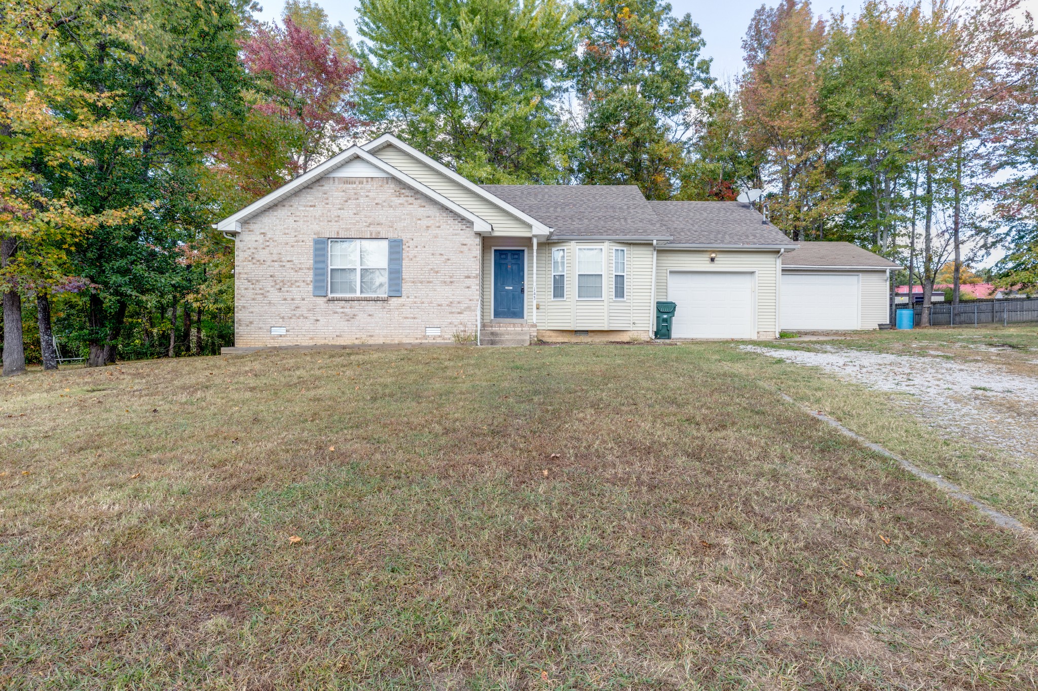 143 Silver Leaf Circle Dickson TN 37055