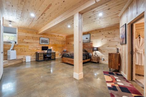 6095 Old Highway 13 Hurricane Mills TN 37078