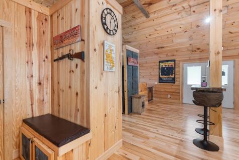 6095 Old Highway 13 Hurricane Mills TN 37078
