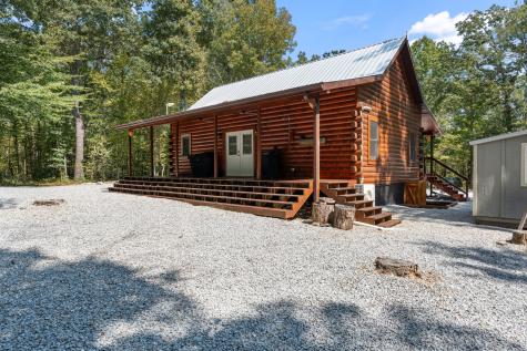 6095 Old Highway 13 Hurricane Mills TN 37078