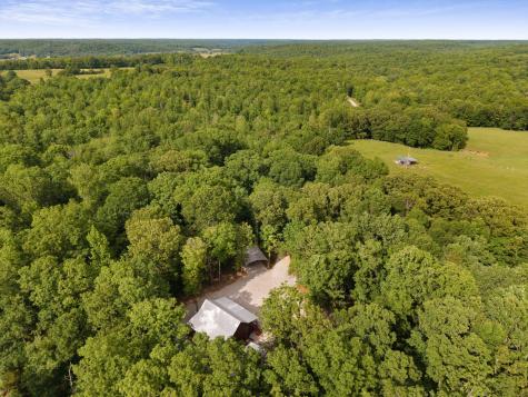 6095 Old Highway 13 Hurricane Mills TN 37078
