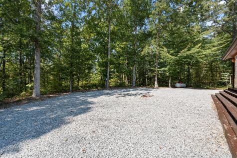 6095 Old Highway 13 Hurricane Mills TN 37078
