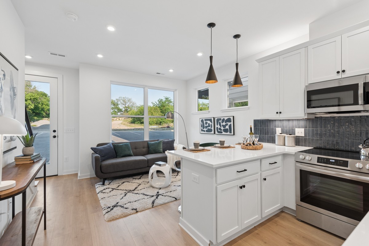258 Arrowhead Drive Nashville TN 37216