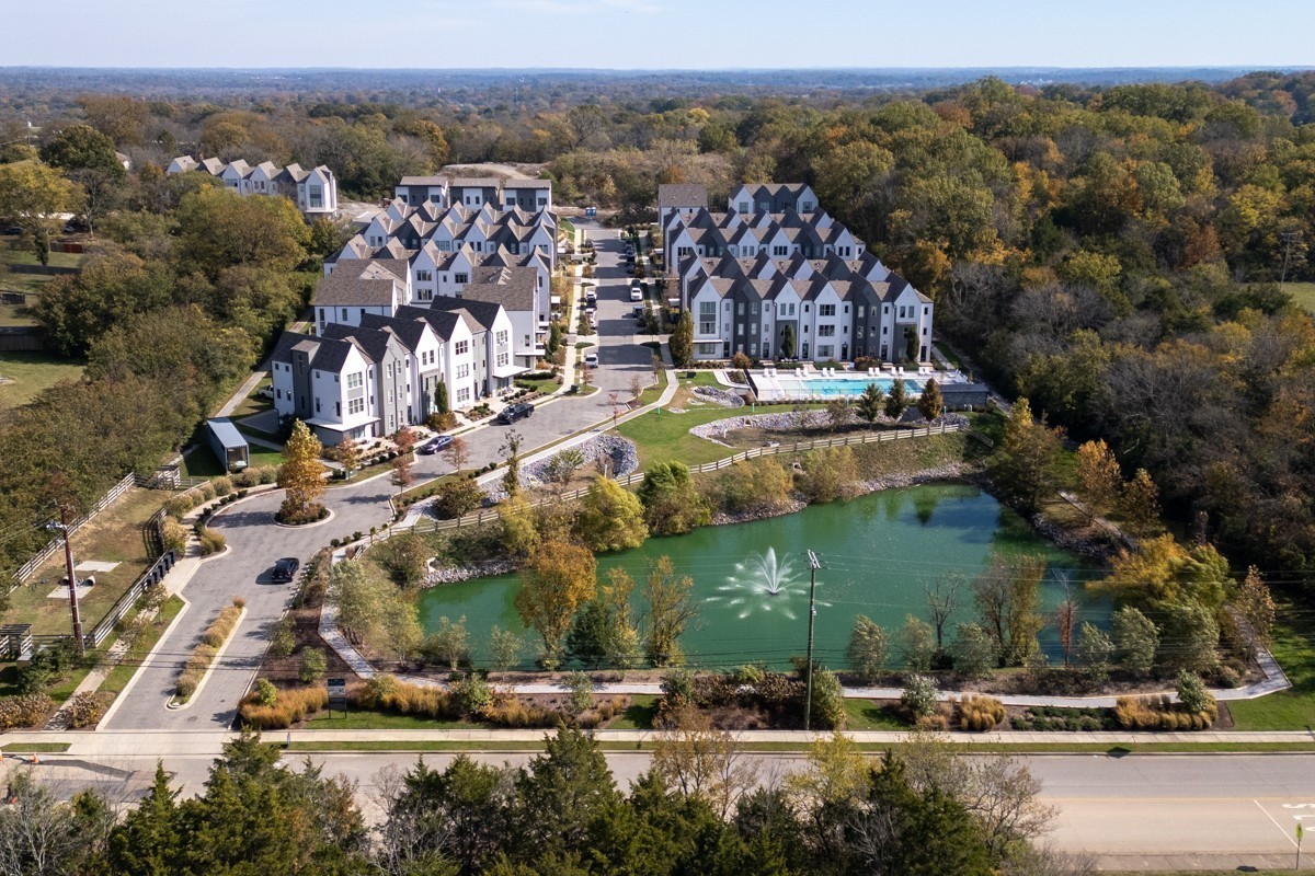 258 Arrowhead Drive Nashville TN 37216