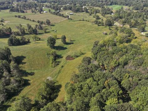 515 Jericho Road Quebeck TN 38579