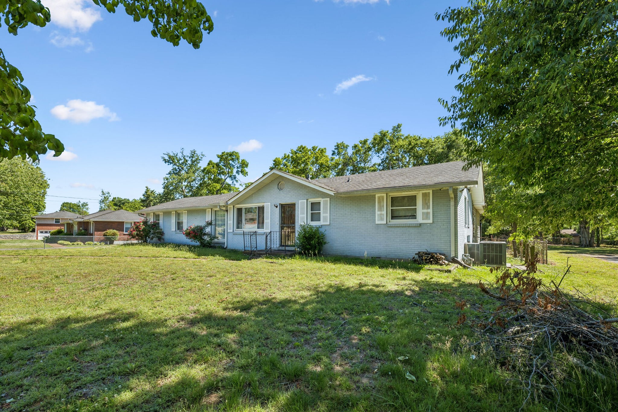722 Robert Burns Drive Nashville TN 37217