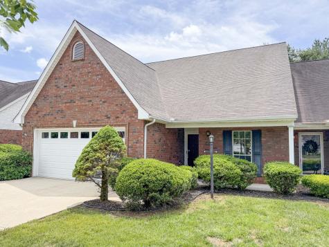 1722 Keeneland Court Murfreesboro TN 37127