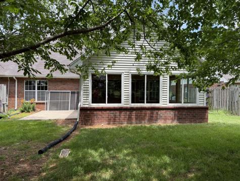 1722 Keeneland Court Murfreesboro TN 37127