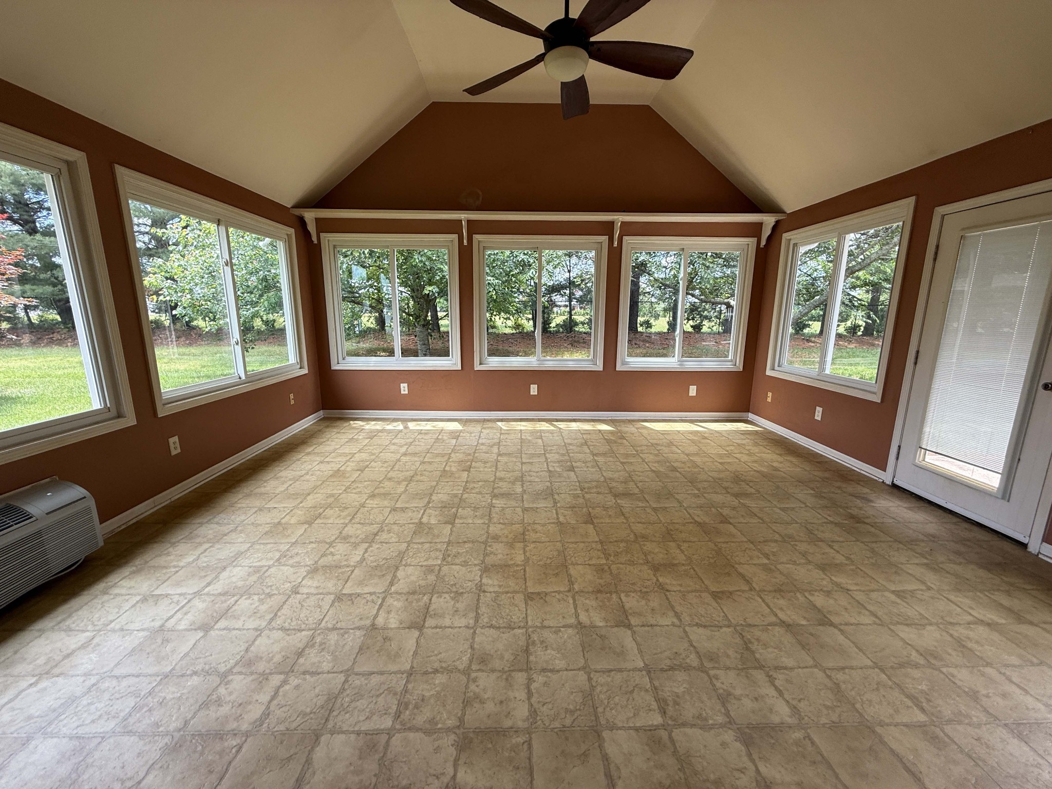 1722 Keeneland Court Murfreesboro TN 37127
