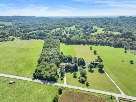 1956 Upper Station Camp Creek Road Cottontown TN 37048