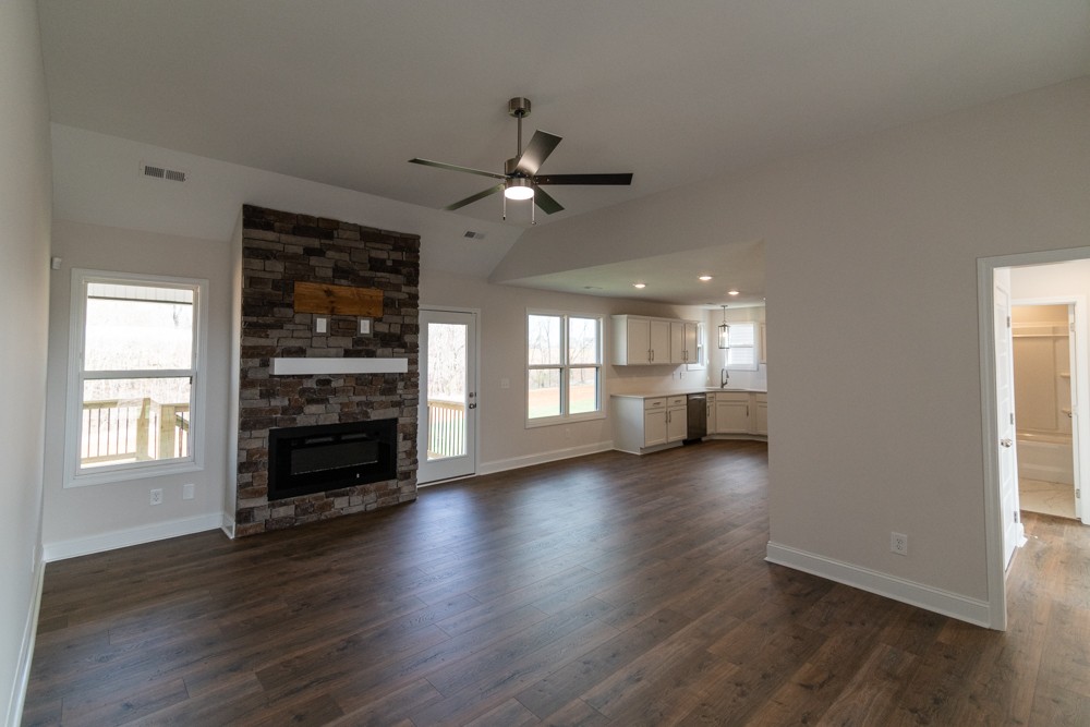 1549 Hidden Creek Trail Clarksville TN 37043