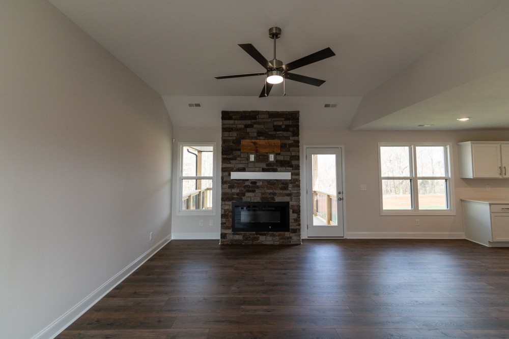 1549 Hidden Creek Trail Clarksville TN 37043