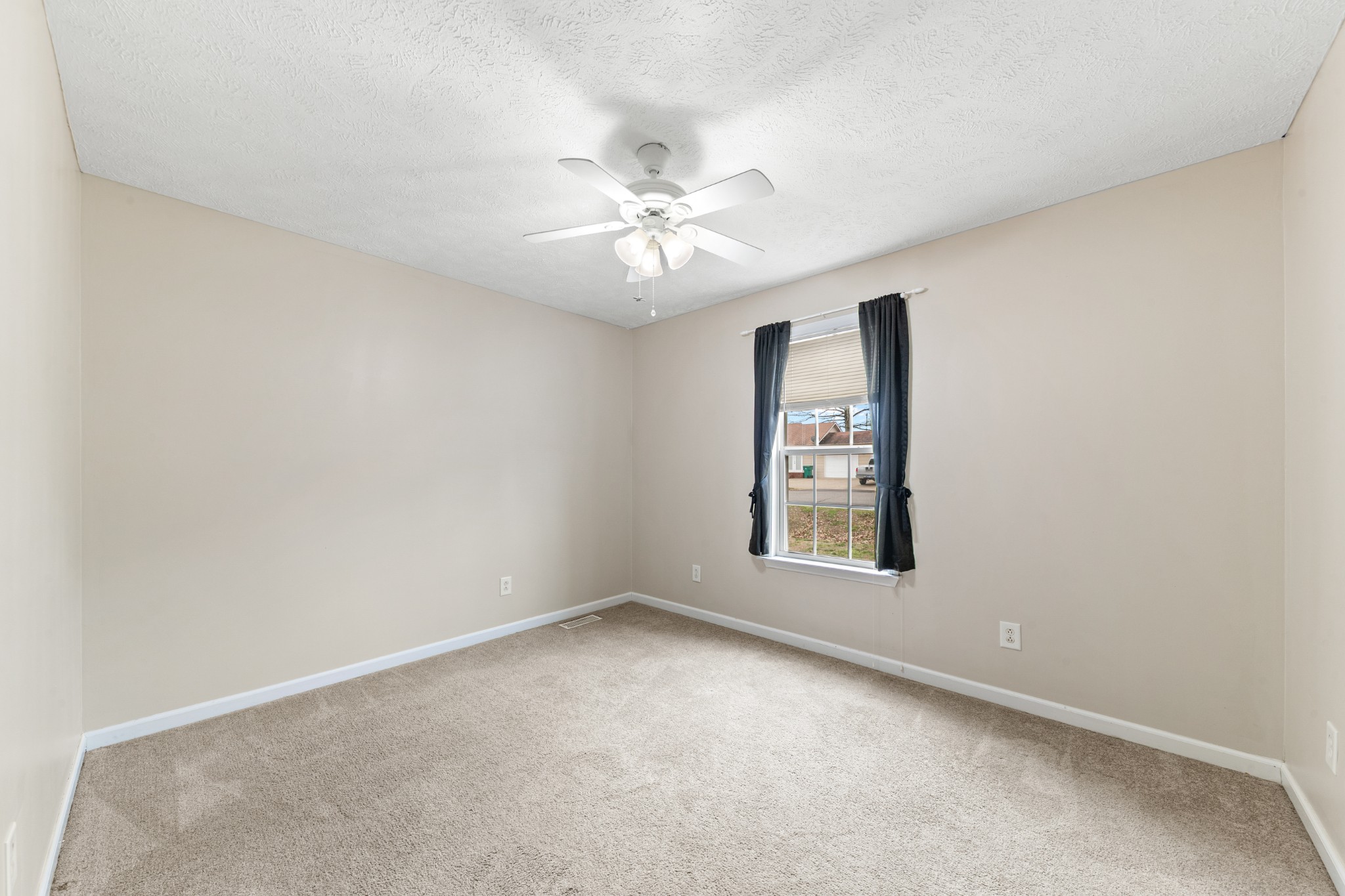 992 Sumerset Circle Lewisburg TN 37091