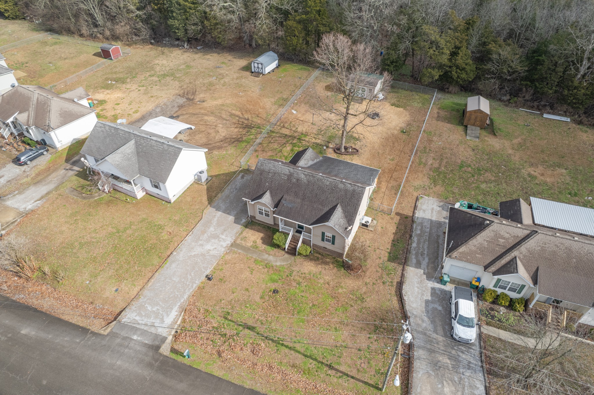 992 Sumerset Circle Lewisburg TN 37091